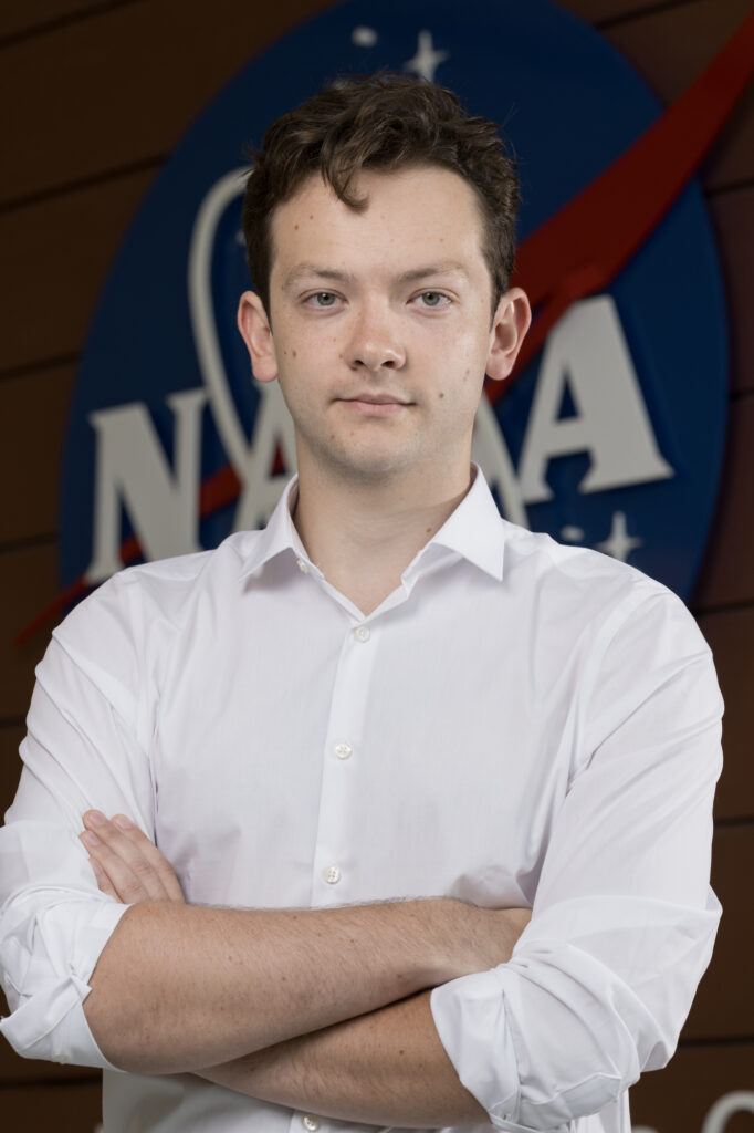 Gage MacLin Headshot